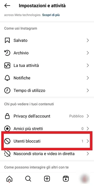 pagina instagram impostazioni e attività con la voce utenti bloccati che è incorniciata in rosso