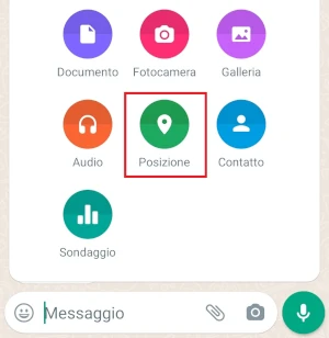 da whatsapp l'icona della posizione è evidenziata con un riquadro rosso